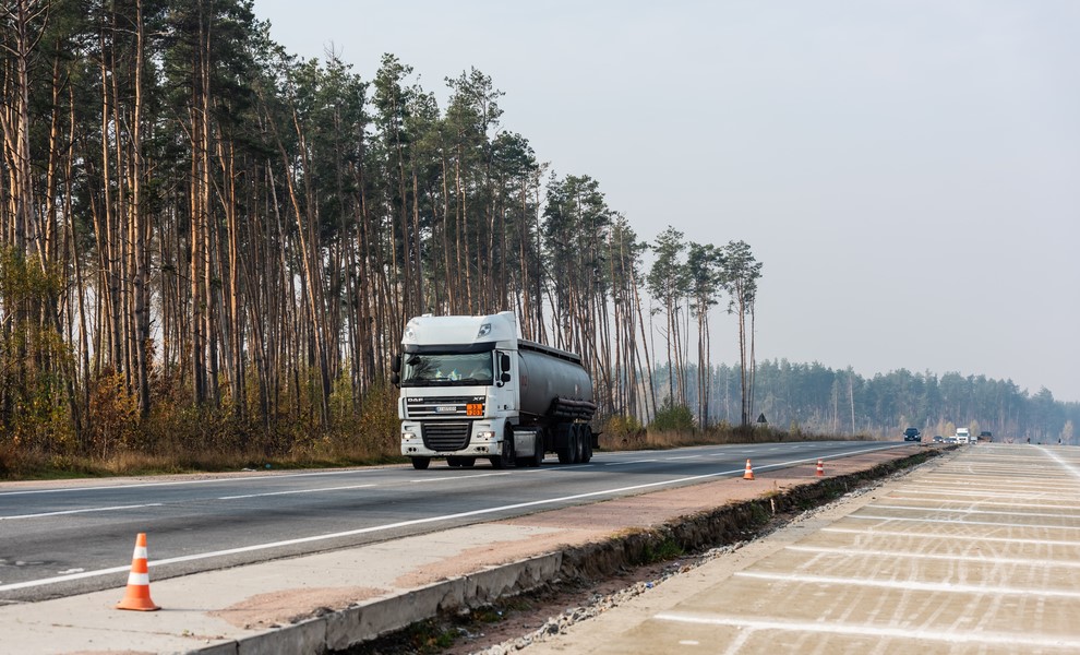 Начиная с 17 апреля будет ограничено движение грузовиков в Красноярском крае